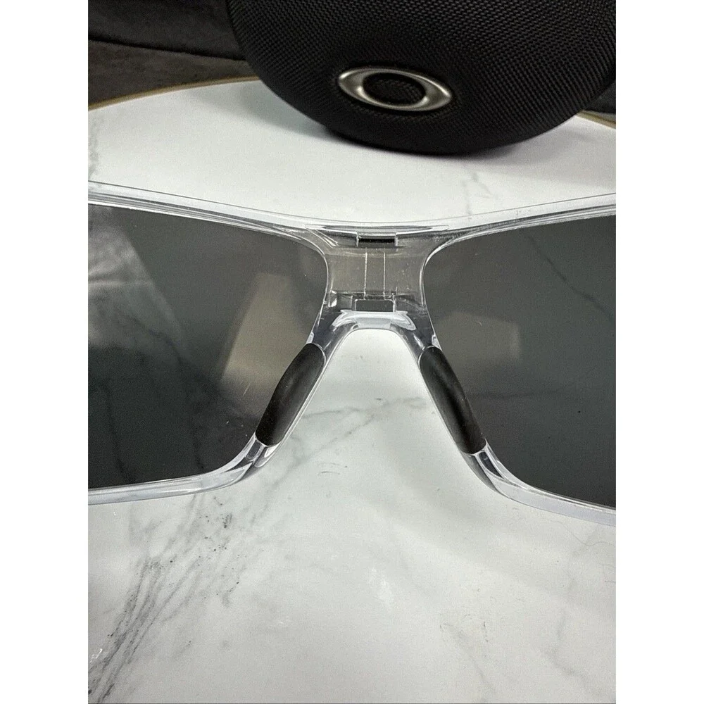 Oakley Turbine Rotor 9307-16 Sunglasses Frame Prizm Polarized Lens READ REPAIR